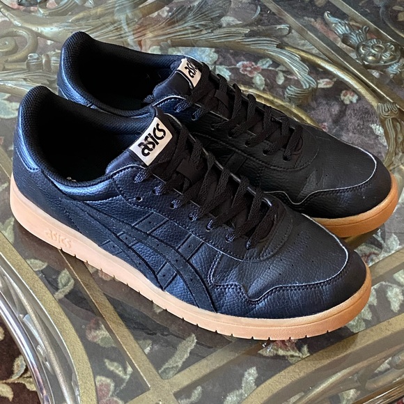 ASICS JAPAN S Black Leather Sneakers Mens 12.5 - 1201A107 - Picture 1 of 10